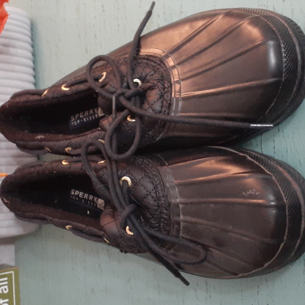 SPERRY RAIN/SNOW SHOES SZ 9 WOS